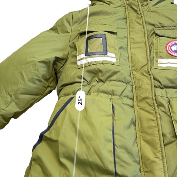 CANADA GOOSE Boys down parka - Picture 7 of 8
